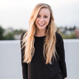 Meet your Posher, Nicole